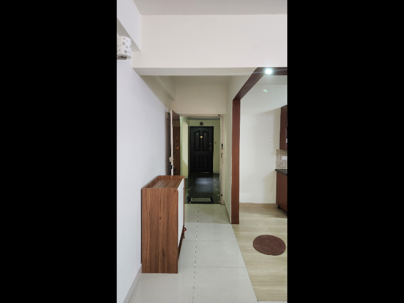 EXISTING FOYER
