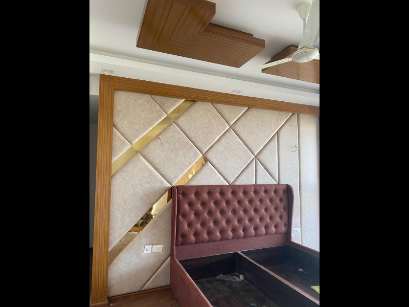 Golden house 02